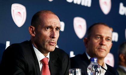 Οι καλοί καπετάνιοι, στις φουρτούνες φαίνονται