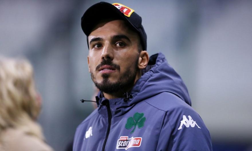 Παναθηναϊκός: Με Κουρμπέλη και χωρίς προβλήματα έφτασε η αποστολή στο Φάληρο