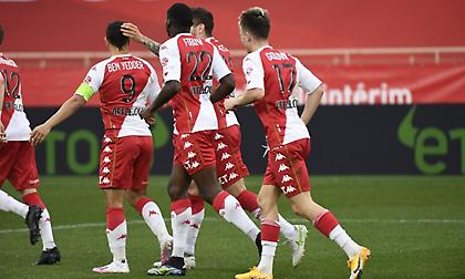 Παραμένει στο… κυνήγι η Μονακό