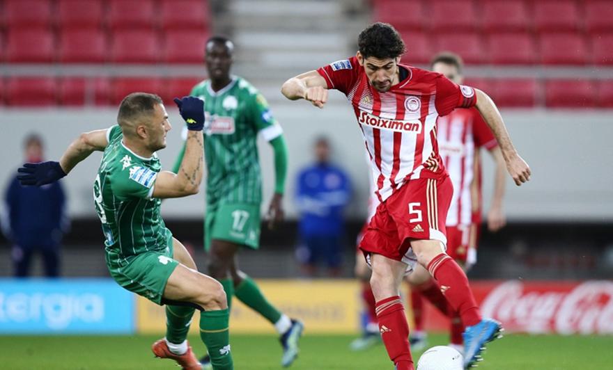 Μπουχαλάκης: «Όσο είμαι στον Ολυμπιακό θα τα δίνω όλα για την φανέλα»