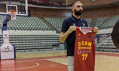 Βασιλειάδης: «Ήρθα με… γεμάτο ντεπόζιτο στη Μούρθια»