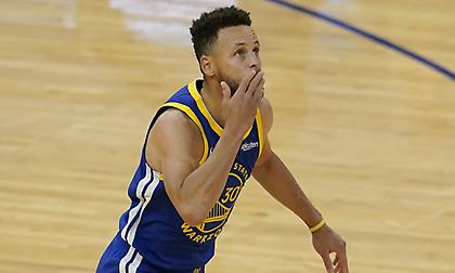 Τα πιο εντυπωσιακά καλάθια του Κάρι από κάθε σεζόν (video)