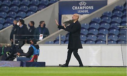 Γκουαρδιόλα: «Χτίζουμε ιστορία στην Μάντσεστερ Σίτι»