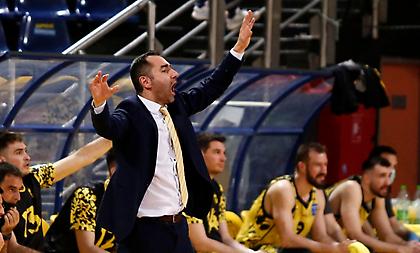 Καμπερίδης: «Δεν αξίζει στον Άρη να μείνει εκτός playoffs»