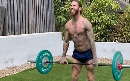 O θετικός Ράμος σηκώνει βάρη και αναρωτιέται «ποιος κορωνοϊός»! (video)