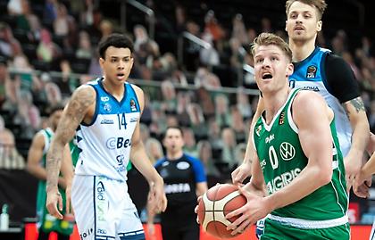 Επίδειξη δύναμης από Ζαλγκίρις