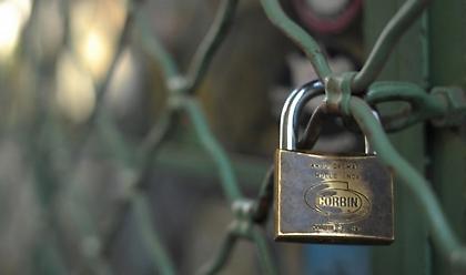 Μηδενικά ενοίκια τον Απρίλιο για κλειστές επιχειρήσεις - Η τροπολογία