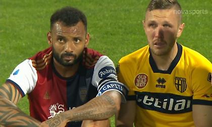 Συγκινητικός Ζοάο Πέδρο, παρηγόρησε τον Κούρτιτς μετά το επικό 4-3 της Κάλιαρι επί της Πάρμα (video)