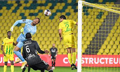 Από... κοντά στη μάχη του τίτλου και η Λιόν!