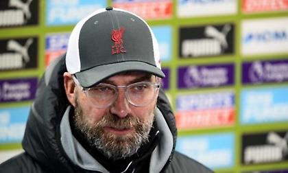 Κλοπ: «Και ο Νέβιλ ήταν και είναι εκεί που υπάρχουν τα πολλά χρήματα…»