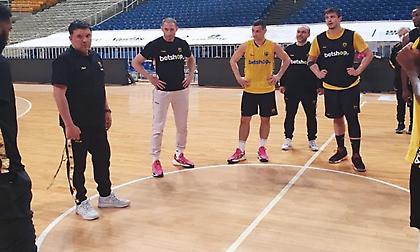 Συνεχίζει την προετοιμασία της για Παναθηναϊκό η ΑΕΚ – Ατομικό ο Λοτζέσκι