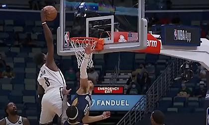 Top 5: Τρομερό κάρφωμα από Τζεφ Γκριν (video)