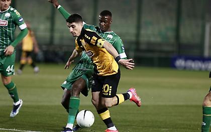 «Ρέστα» στην Αθήνα, στα... δύο η Θεσσαλονίκη