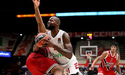 Αρμάνι Μιλάνο-Μπάγερν (4η περίοδος)