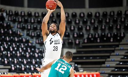 Πλήγμα με Γιαμπουσελέ στη Βιλερμπάν