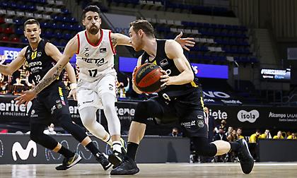 Άνετη και σταθερά τρίτη η Τενερίφη στο ντεμπούτο του Αθηναίου