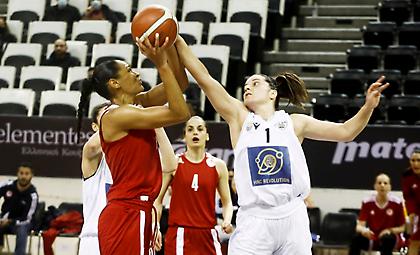 Πέρασε από το «Παλατάκι» ο Ολυμπιακός, άνετα τον ΠΑΣ ο Παναθηναϊκός