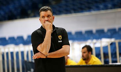 Πετρίδης: «Αναλαμβάνει αποστολή… καμικάζι ο Αγγέλου»