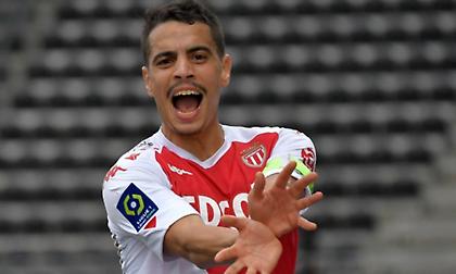 Στενός κορσές σε Παρί και Λιλ η Μονακό!