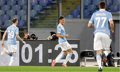 Ζωντανή για τετράδα η Λάτσιο με... πάρτι κόντρα στη Μίλαν!