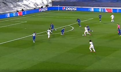 Βολίδα του Μπενζεμά και… δοκάρι! (video)