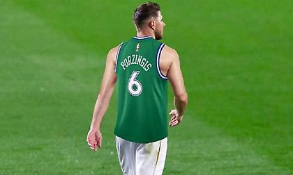 «Έντυσε» Πορζίνγκις τον Χοακίν η Μπέτις