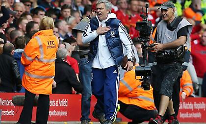 Ο Μουρίνιο θυμήθηκε την... γλίστρα του Τζέραρντ με δημοσίευση στο Instagram! (pic)