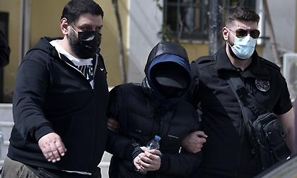 Φουρθιώτης: Ποινική δίωξη για δύο κακουργήματα και εννέα πλημμελήματα!