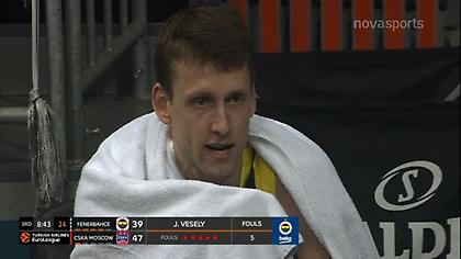 Η αποβολή του Βέσελι για διαμαρτυρία (video)