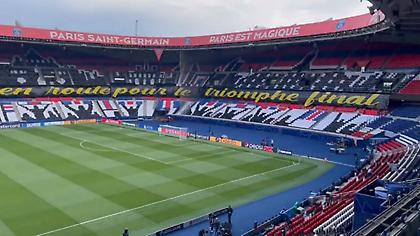 Φοβερό κορεό από τους οπαδούς της Παρί Σεν Ζερμέν πριν το ματς με τη Σίτι (video)