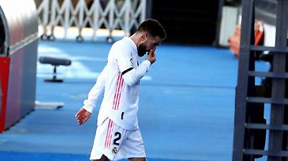 Πλήγμα για Ρεάλ: Τέλος η σεζόν για τον Καρβαχάλ