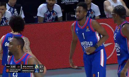 Μπομπουά και Λάρκιν ξεκίνησαν την καταιγίδα για την Εφές (video)