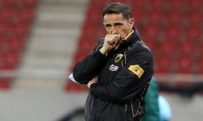 Με 3-5-2 και Τσιντώτα η ΑΕΚ στην Τούμπα