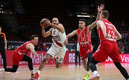 Μπάγερν Μονάχου-Αρμάνι Μιλάνο (4η περίοδος)