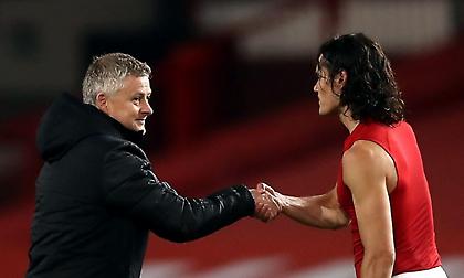 Σόλσκιερ: «Ελπίζω να πείσω τον Καβάνι να μείνει»