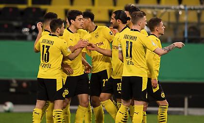 Διέλυσε τη Χόλσταϊν Κίελ και πήγε τελικό η Ντόρτμουντ