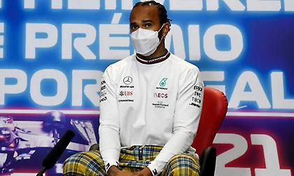 Δεν τραβάει «φρένο» ο Χάμιλτον