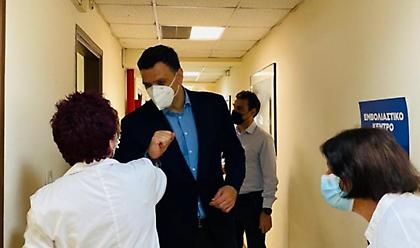 Ευχές και ένα μεγάλο «ευχαριστώ» στους υγειονομικούς από τον Βασίλη Κικίλια