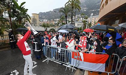 Γύρισε με την κούπα και αποθεώθηκε η Μονακό (pics)