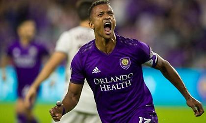 Πρώτα τους... χόρεψε και μετά εκτέλεσε: Φοβερό γκολ του Νάνι στις ΗΠΑ (video)