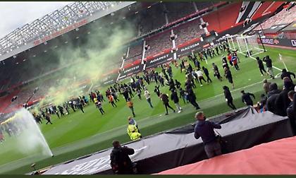 Μάντσεστερ Γιουνάιτεντ: Φίλαθλοι μπήκαν στο γήπεδο απαιτώντας την παραίτηση των Γκλέιζερ! (video)