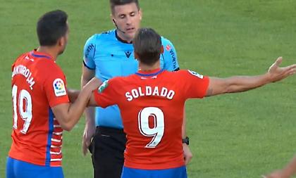 Back-to-back κίτρινες και αποβολή εντός 2'' για τον Σολδάδο! (video)