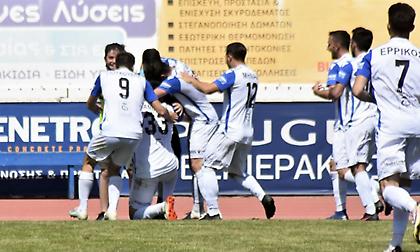 «Σκαρφάλωσε» στην 3η θέση η Σαντορίνη