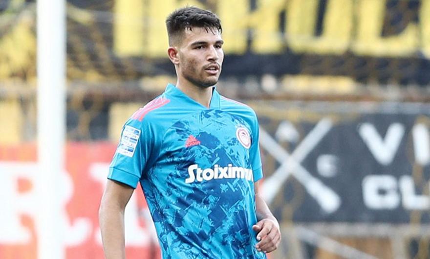 Το ντεμπούτο του 16χρονου Καλογερόπουλου με τη φανέλα του Ολυμπιακού (video)