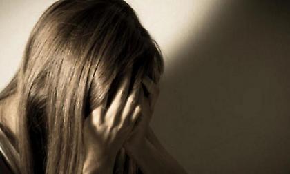 Συνελήφθη πατέρας στην Κορινθία που βίαζε για πέντε συνεχόμενα χρόνια την κόρη του