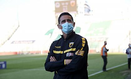 Χιμένεθ για Μάνταλο: «Σήμερα αξίζει να είναι αρχηγός της ΑΕΚ»
