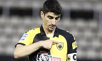 Μάνταλος: «Συγγνώμη από τον κόσμο της ΑΕΚ - Θα ήθελα να μείνει ο Χιμένεθ»