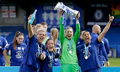 Πήραν το πρωτάθλημα και είναι αγκαλιά με μυθικό επίτευγμα οι γυναίκες της Τσέλσι!