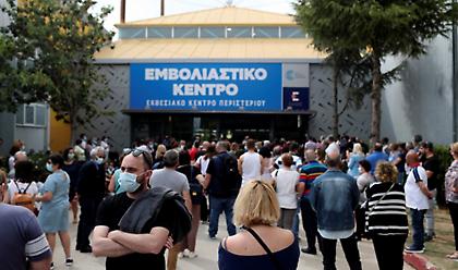 RAI: Η Ελλάδα θέλει να ξαναρχίσει να τρέχει - Στα εμβολιαστικά κέντρα δεν χάνουν λεπτό