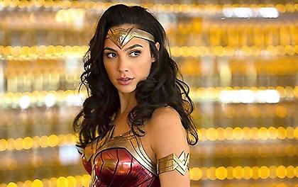 Πραγματική Wonder Woman: Ο Τζος Γουέντον απείλησε την Γκαλ Γκαντότ, αλλά αυτή «το κανόνισε»